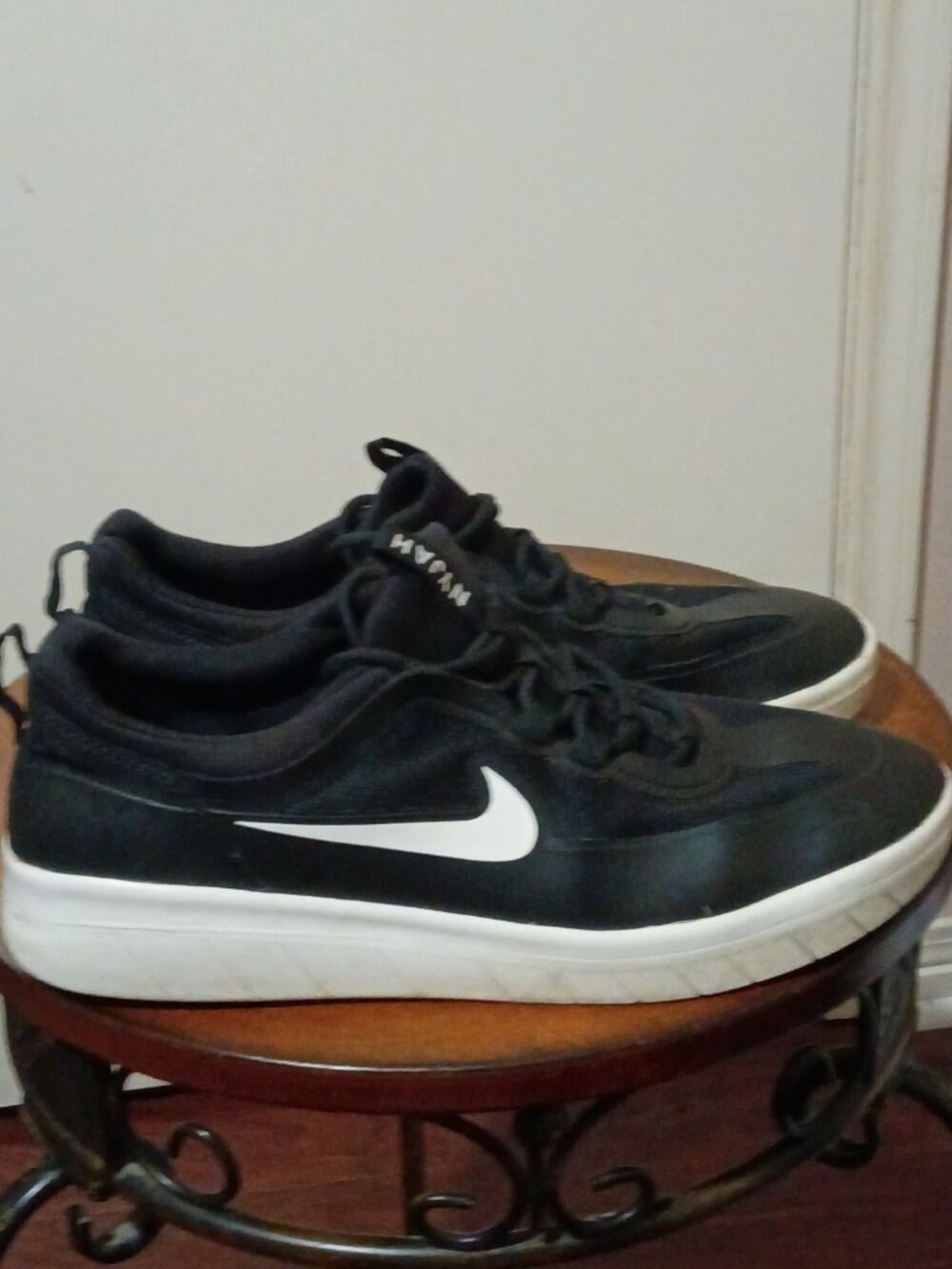 Nike SB Nyjah Free 2 Huston Zoom Air Skate Shoes Mens Size 10.5 BV2078 001 Black